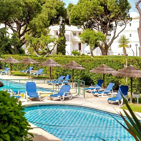 Alvaflor Com Piscina - Vilamoura Apartamento *